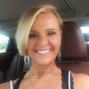 Meet your Posher, Shelly